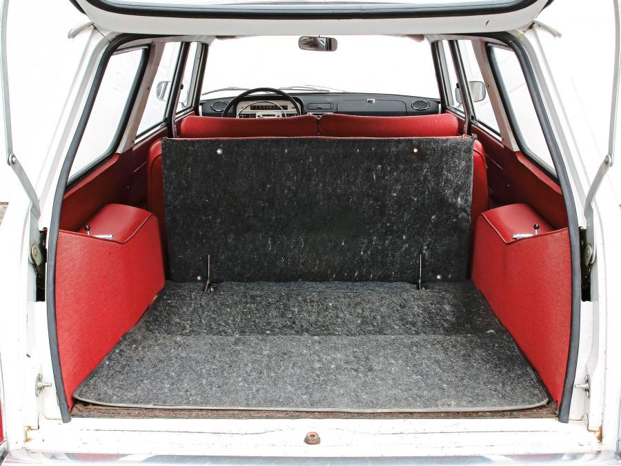 Багажник Peugeot 404 Break 1962 года  (фото 13 из 18)
